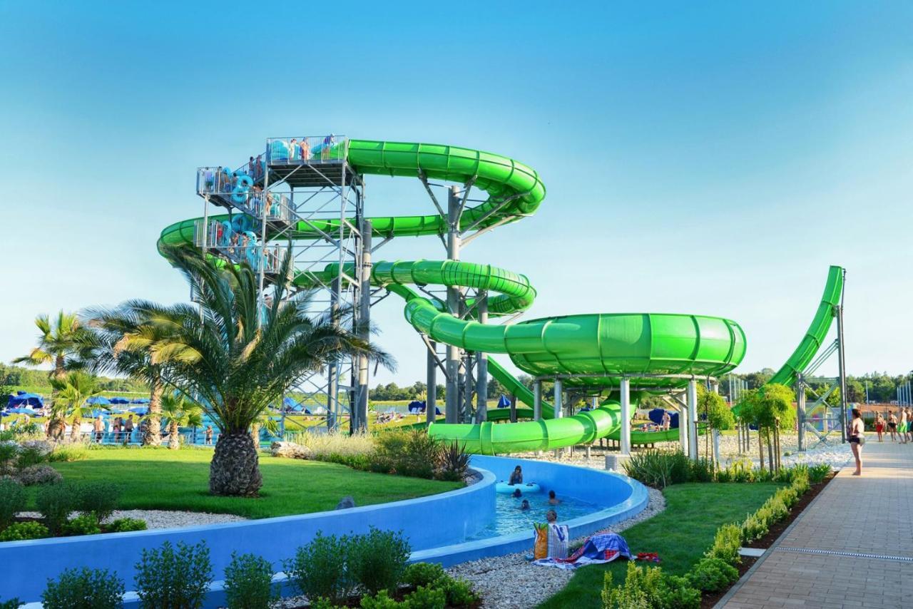 Apartments Kadum Porec Center Near The Beach Екстериор снимка