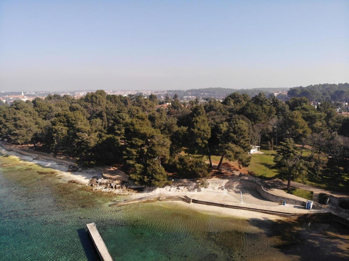 Apartments Kadum Porec Center Near The Beach Екстериор снимка