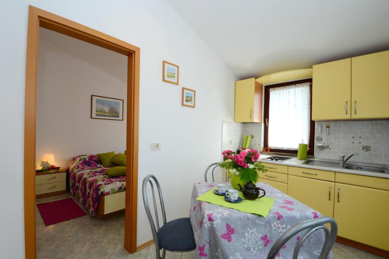 Apartments Kadum Porec Center Near The Beach Екстериор снимка