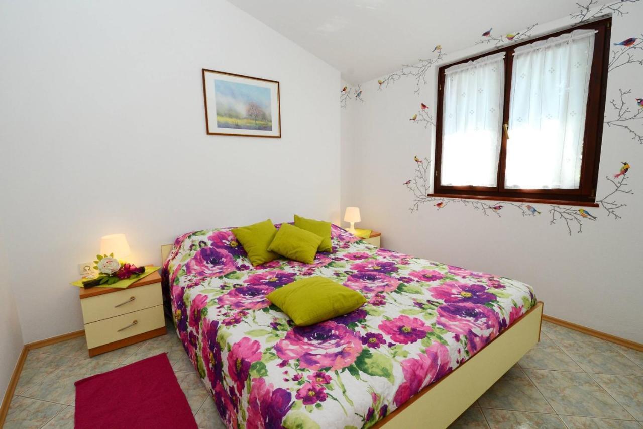 Apartments Kadum Porec Center Near The Beach Екстериор снимка